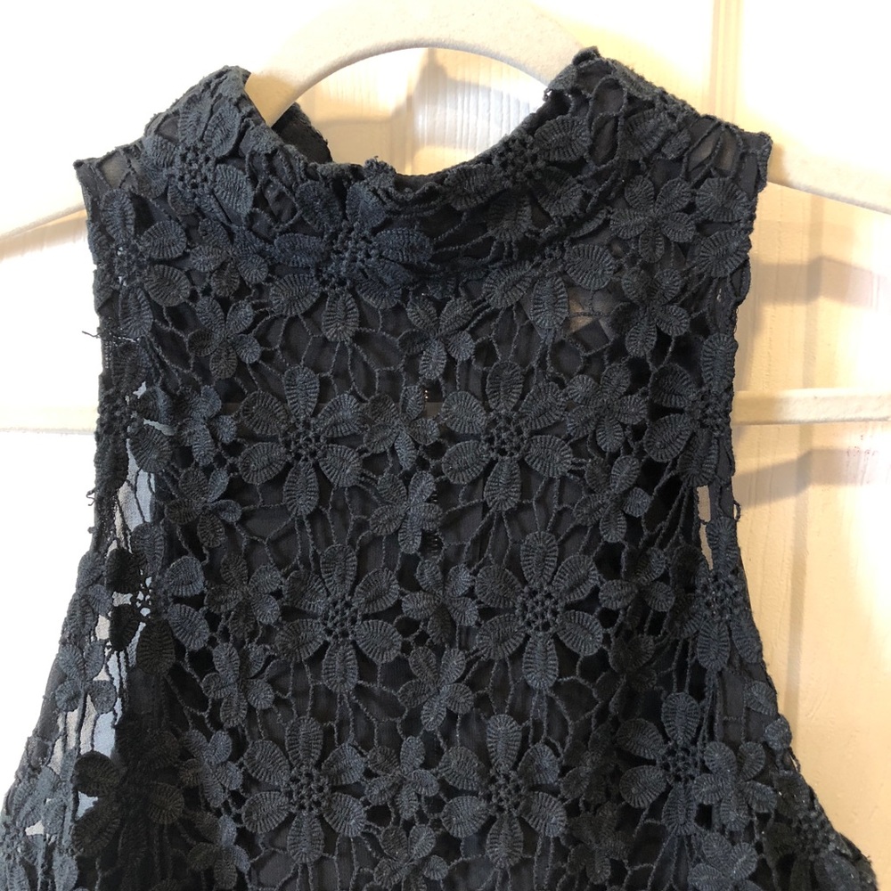 Sabo Skirt Black Crochet Lace Crop Top